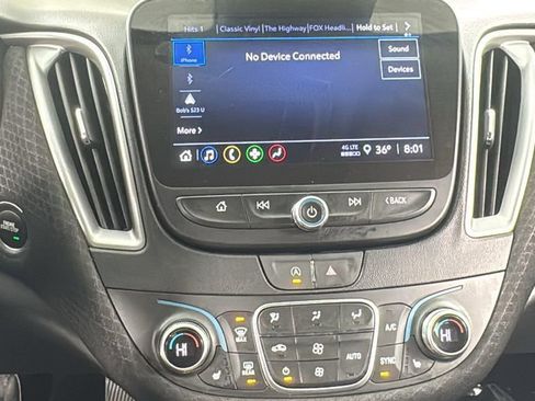 Used 2024 Chevrolet Malibu LT image 22