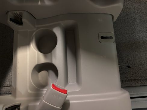 Used 2014 Toyota Sienna LE image 26