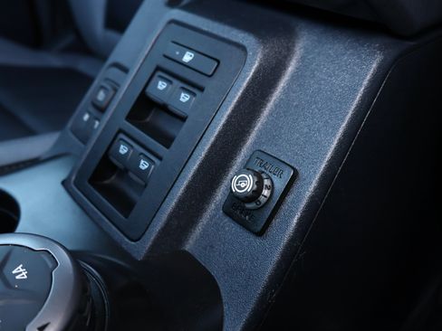Used 2023 Ford Bronco Black Diamond AWD/4WD image 20