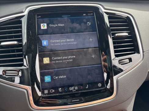 Certified 2023 Volvo XC90 B6 Ultimate w/ Protection Package Premier image 19