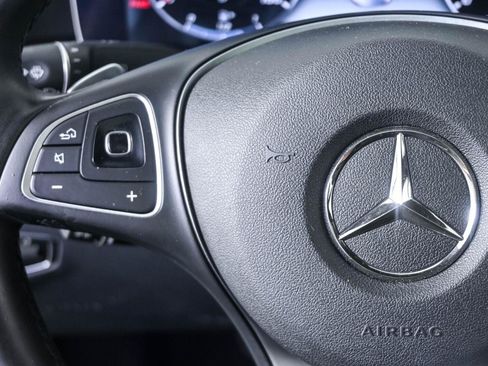 Used 2017 Mercedes-Benz E 300 image 10