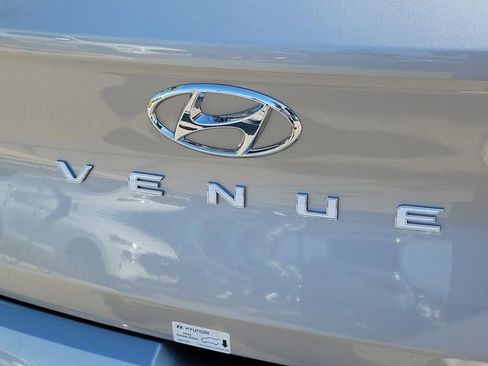 Certified 2026 Hyundai Venue SE FWD image 24