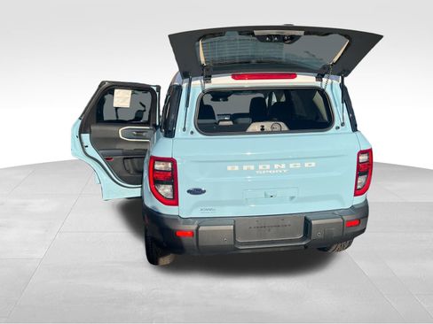 New 2025 Ford Bronco Sport Heritage w/ Convenience Package image 8