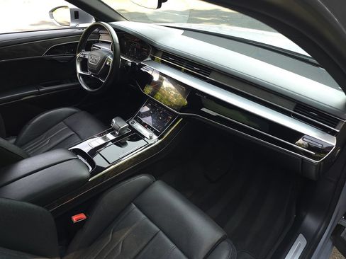 Used 2023 Audi A8 L 3.0T w/ Executive Package AWD/4WD image 23