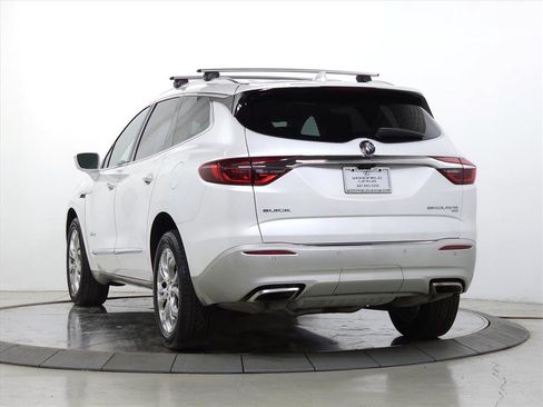Used 2018 Buick Enclave Avenir image 5