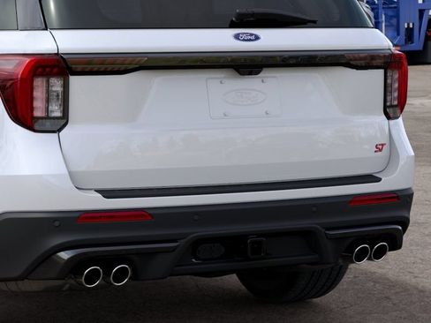New 2027 Ford Explorer ST AWD/4WD image 23