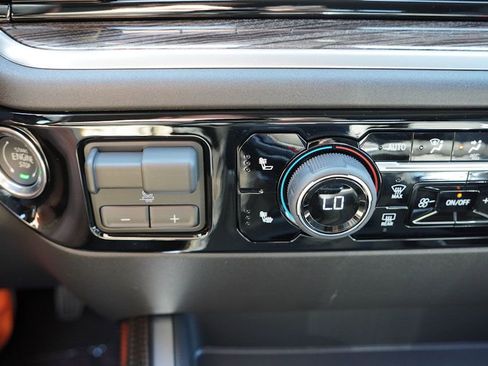 New 2026 Chevrolet Silverado 1500 LT w/ Z71 Off-Road Package image 14