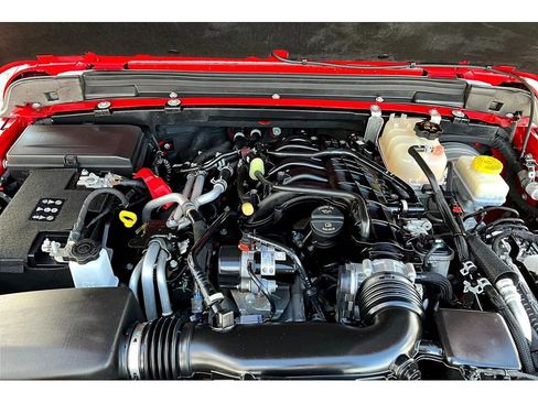 Certified 2022 Jeep Wrangler Unlimited Sport AWD/4WD image 12