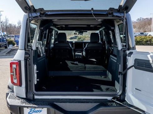 New 2026 Ford Bronco Badlands AWD/4WD image 9