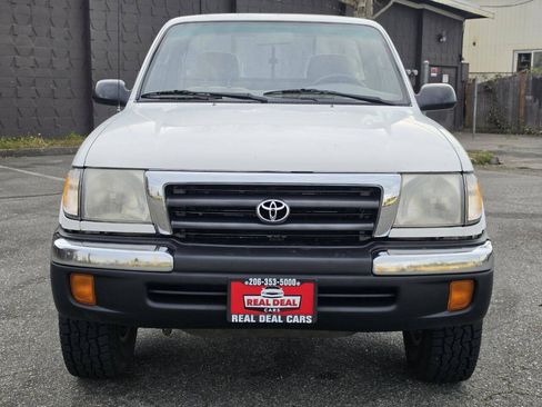 Used 2000 Toyota Tacoma 4x4 Regular Cab image 2