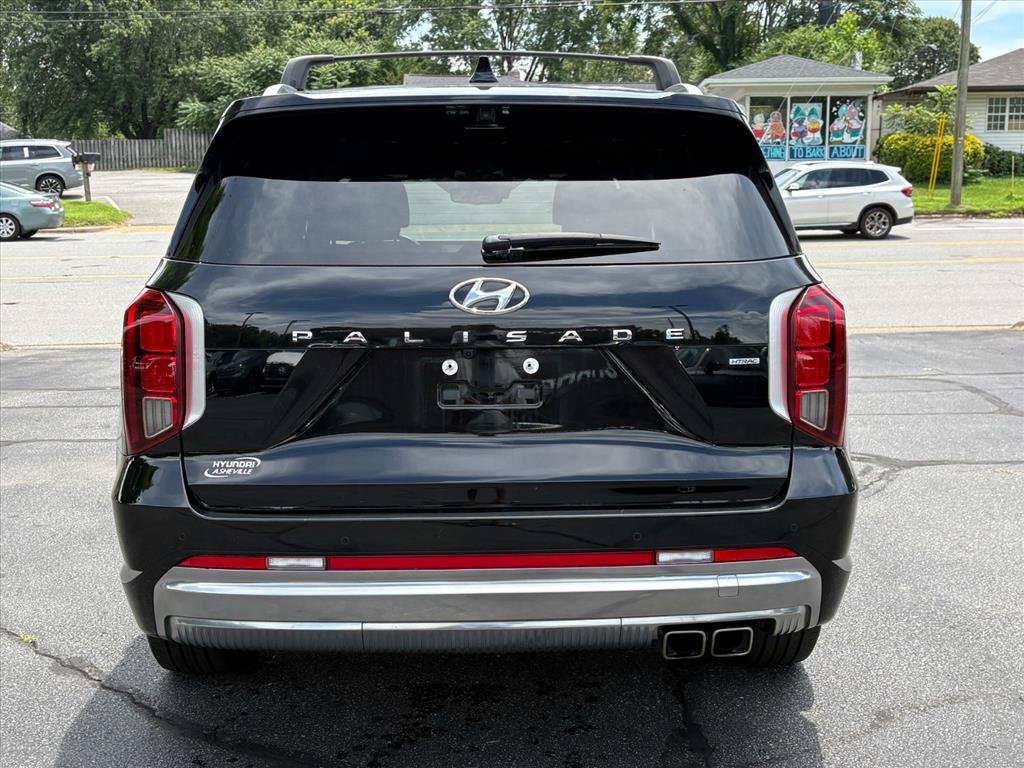 Used 2024 Hyundai Palisade Calligraphy AWD/4WD image 4