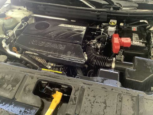 Used 2023 Nissan Rogue S AWD/4WD image 21