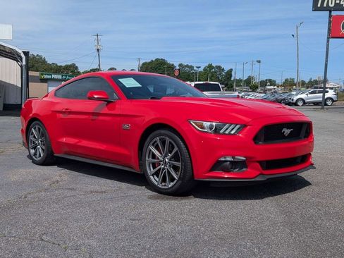 Used 2015 Ford Mustang GT Premium RWD image 3