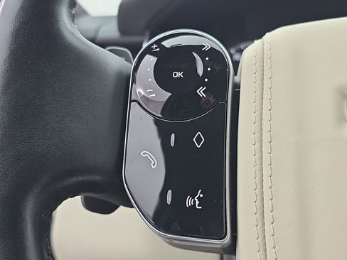 Certified 2021 Land Rover Range Rover P525 Westminster Edition image 17