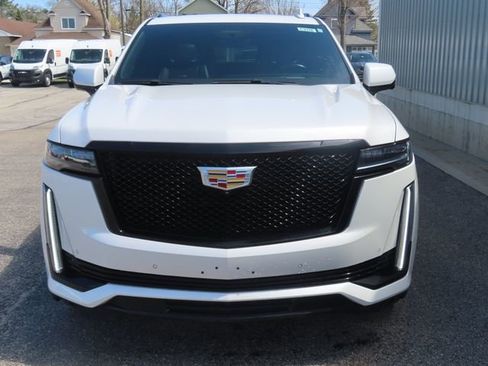 Used 2022 Cadillac Escalade ESV Sport w/ Touring Package AWD/4WD image 14