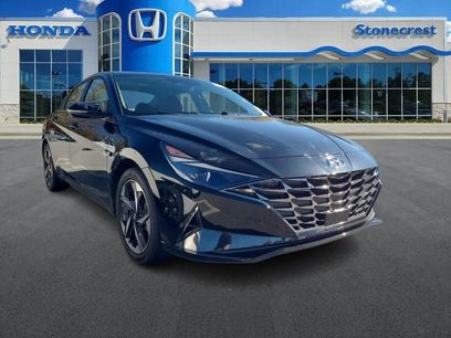 Used 2021 Hyundai Elantra SEL w/ Convenience + Premium Package