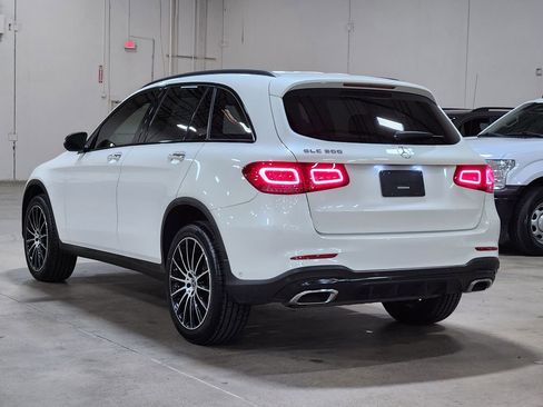 Used 2022 Mercedes-Benz GLC 300 image 11