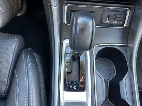 Used 2020 Subaru Ascent Limited w/ Technology Package image 27