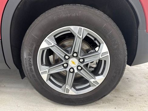 Used 2024 Chevrolet Blazer LT w/ Convenience Package FWD image 33
