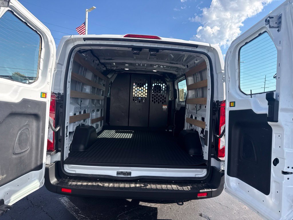 Used 2025 Ford Transit 250 Low Roof w/ Exterior Upgrade Package RWD image 42