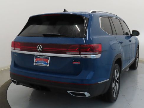 New 2025 Volkswagen Atlas SEL image 4