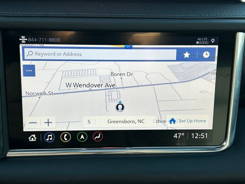 Used 2021 GMC Yukon XL Denali w/ Denali Premium Package image 21