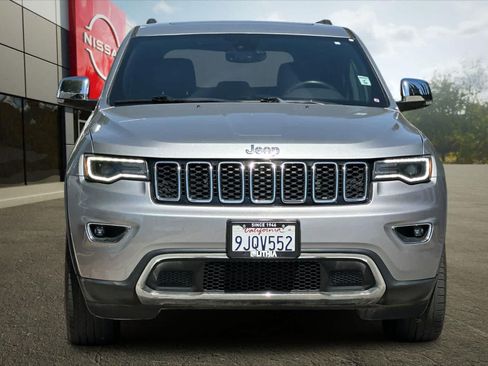 Used 2017 Jeep Grand Cherokee Limited w/ Luxury Group II RWD image 11