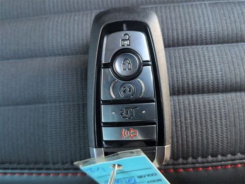 New 2026 Ford Explorer ST-Line image 37