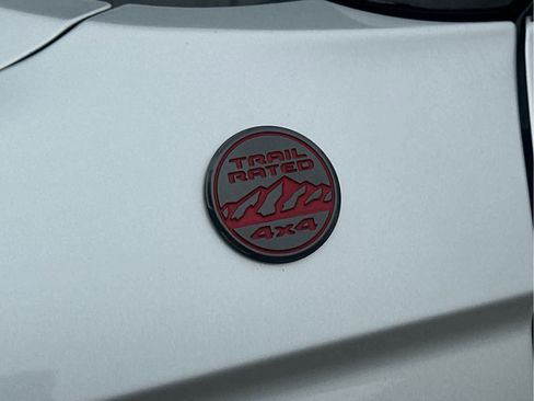 Used 2022 Jeep Grand Cherokee Trailhawk image 14