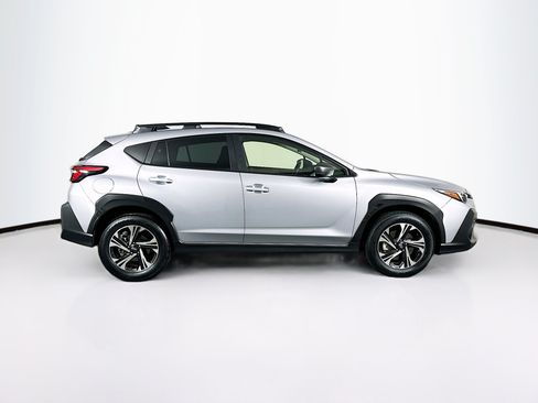 Used 2025 Subaru Crosstrek 2.5i Premium AWD/4WD image 10