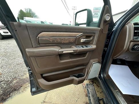 New 2026 RAM 2500 Limited image 11