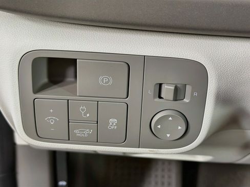 Used 2024 Hyundai Ioniq 6 SEL RWD image 17