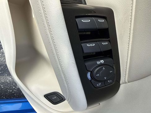 New 2026 Cadillac CT4 Luxury image 18