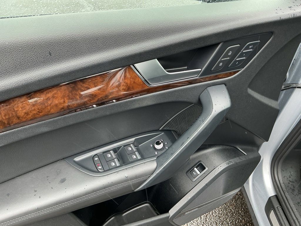 Used 2019 Audi Q5 Prestige AWD/4WD image 17