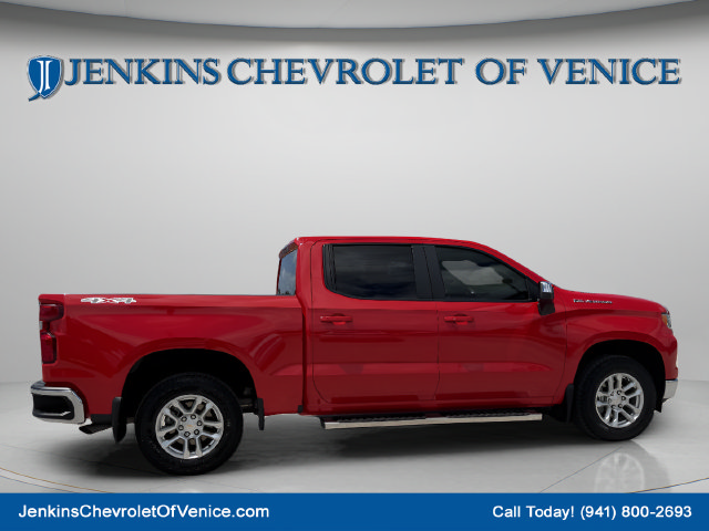Used 2025 Chevrolet Silverado 1500 LT AWD/4WD image 4
