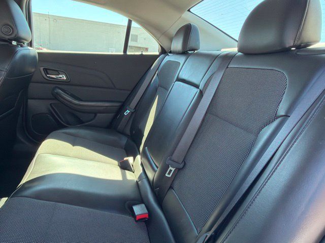 Used 2014 Chevrolet Malibu LT FWD image 17