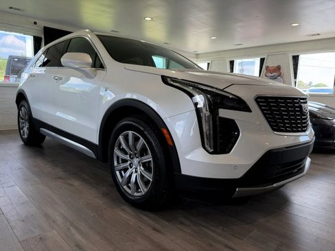 Used 2020 Cadillac XT4 Premium Luxury FWD image 4
