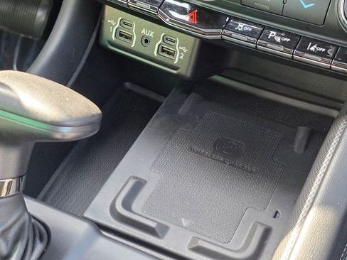 Used 2022 Dodge Durango GT AWD/4WD image 35
