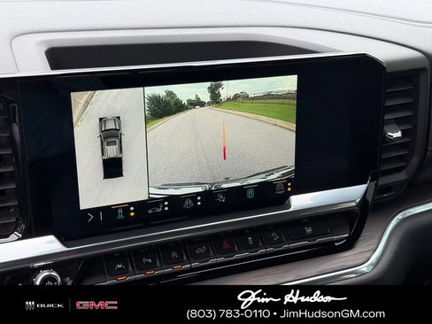Used 2023 GMC Sierra 1500 SLT AWD/4WD image 36