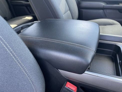 Used 2022 RAM 1500 Big Horn AWD/4WD image 31