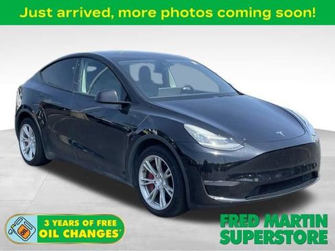 Used 2020 Tesla Model Y Long Range AWD/4WD image 1