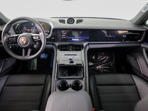 New 2026 Porsche Panamera GTS image 25