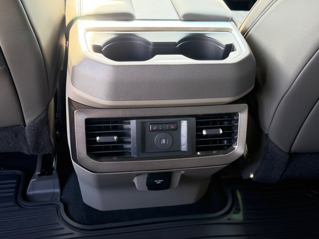 New 2026 Ford F350 Platinum w/ Platinum Plus Package AWD/4WD image 20
