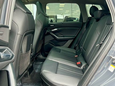 Used 2025 Audi Q6 e-tron Premium Plus w/ Premium Plus AWD/4WD image 18