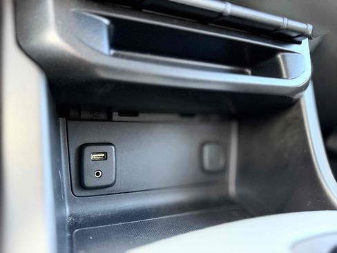 Used 2015 Chevrolet Colorado LT w/ LT Convenience Package RWD image 32