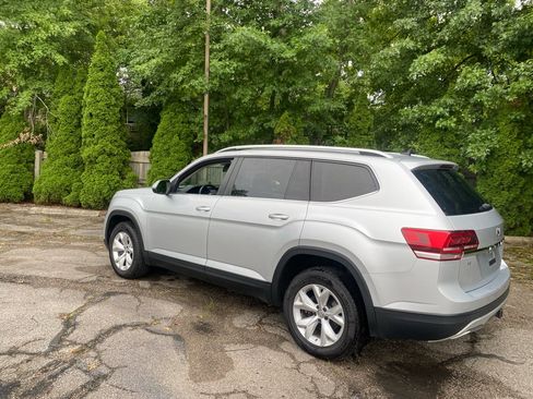 Used 2018 Volkswagen Atlas SE AWD/4WD image 3