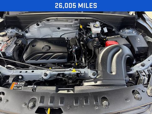 Used 2025 Chevrolet TrailBlazer LT AWD/4WD image 4