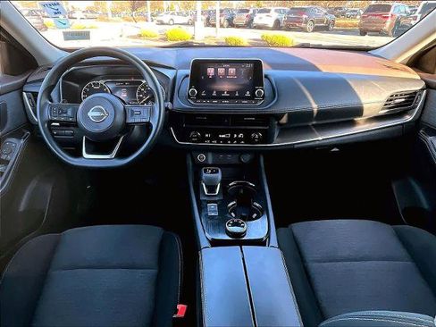 Certified 2023 Nissan Rogue SV image 21