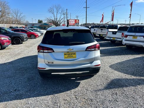 Used 2022 Chevrolet Equinox LT image 17