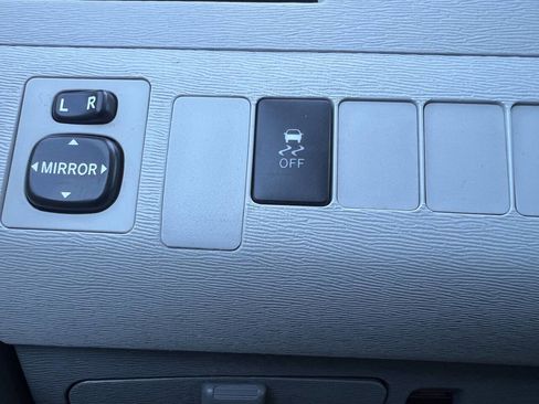 Used 2014 Toyota Sienna LE image 11